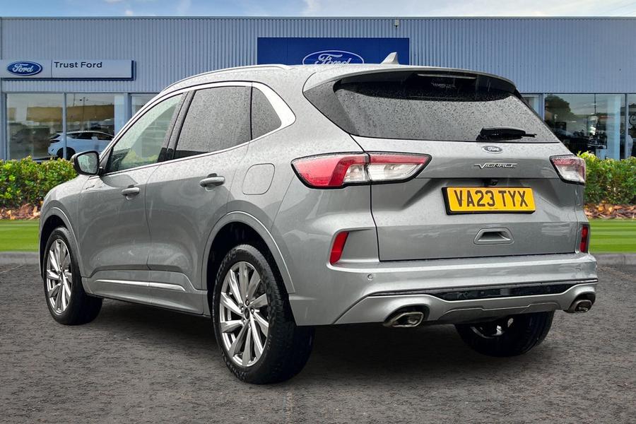 Ford Kuga Photo autoimg-c2c3f762e80617ab3363306e86b360314fb37ad5.jpg
