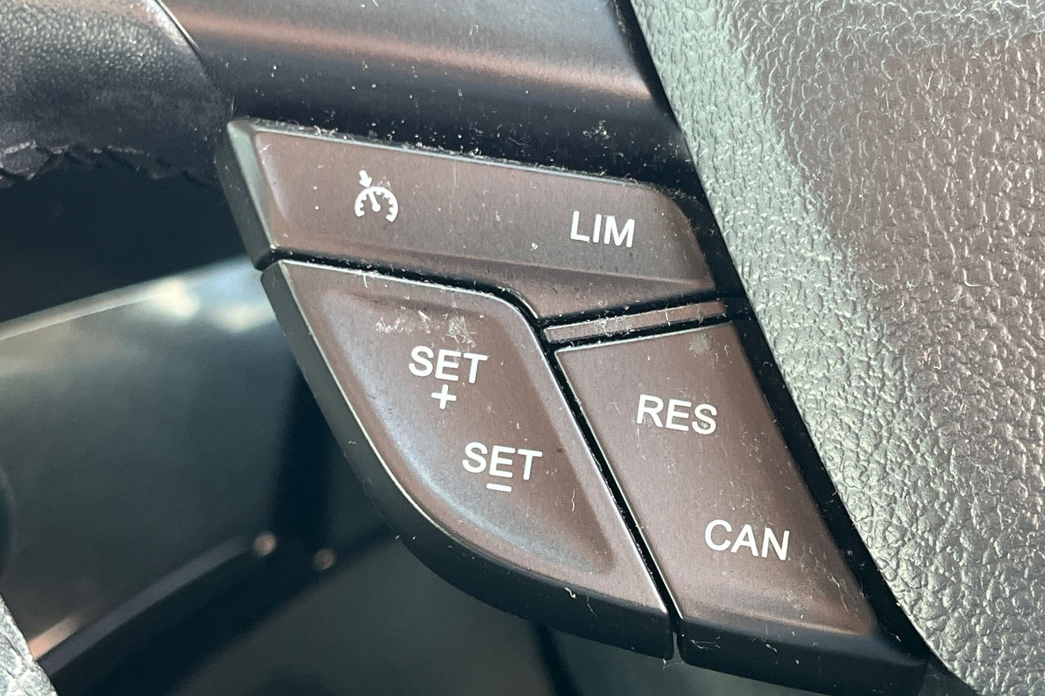 Ford KUGA Photo 32