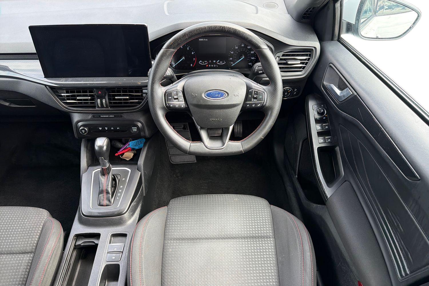 Ford FOCUS Photo 10