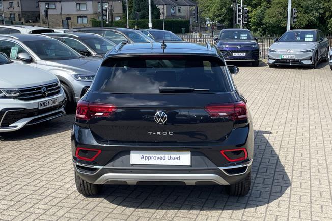 VOLKSWAGEN T-Roc Photo 29