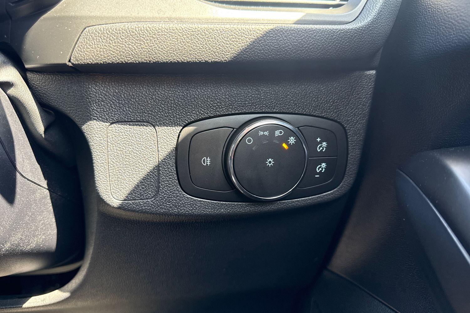 Ford FOCUS Photo 35