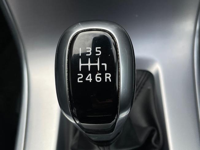VOLVO XC60 Photo 41