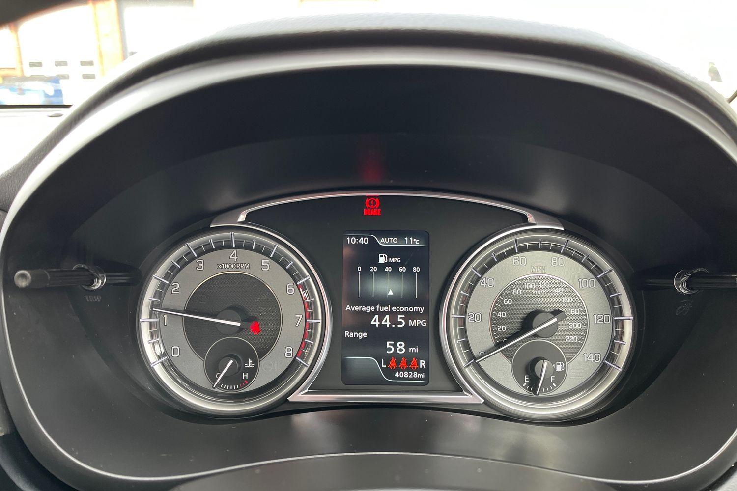 Suzuki S-Cross Photo 12