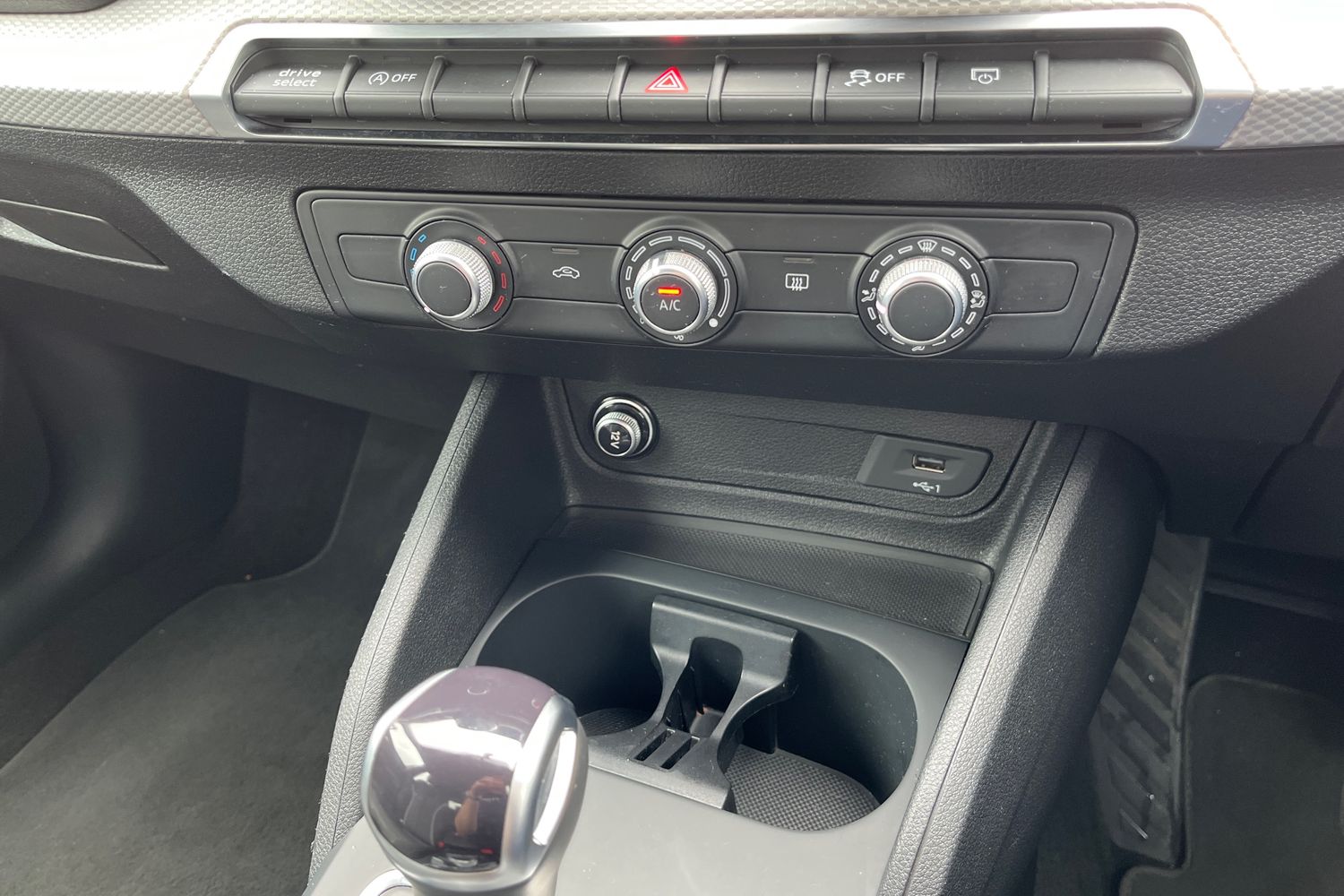 Audi Q2 Photo 33