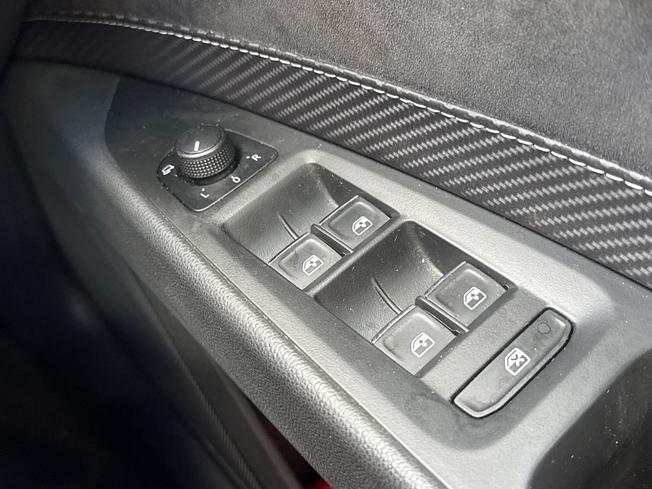 SEAT Leon Photo 22