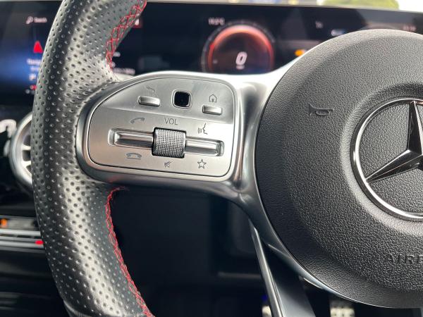 Mercedes-Benz EQB Photo autoimg-c2dffafe58979bce1cdb7dcdbdf90b5e2387c483.jpg
