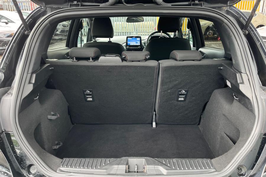 Ford FIESTA Photo autoimg-c2e128a6ff6edf80b747f4a67ffd90c467b423e0.jpg