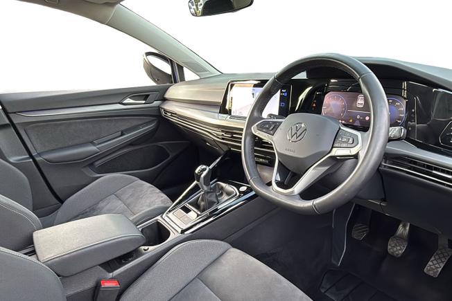 VOLKSWAGEN Golf Photo 6