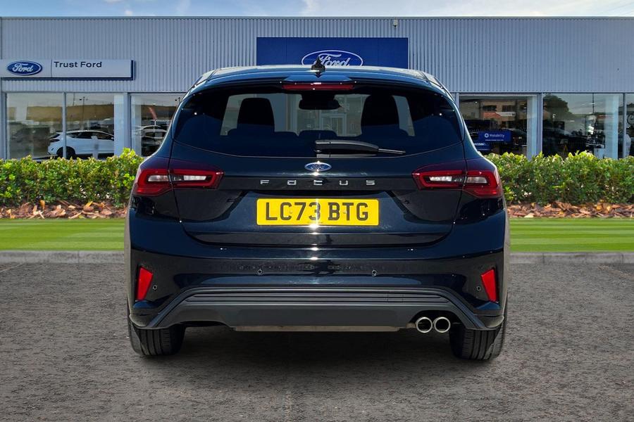 Ford Focus Photo autoimg-c2e2d1d5f3e7ef88a3b7d028045fca04ce5f2f72.jpg
