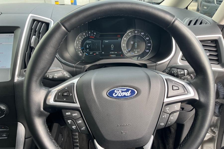 Ford GALAXY Photo autoimg-c2ef28dc08e0ee15b30f567ea32d189ab0dfa71c.jpg