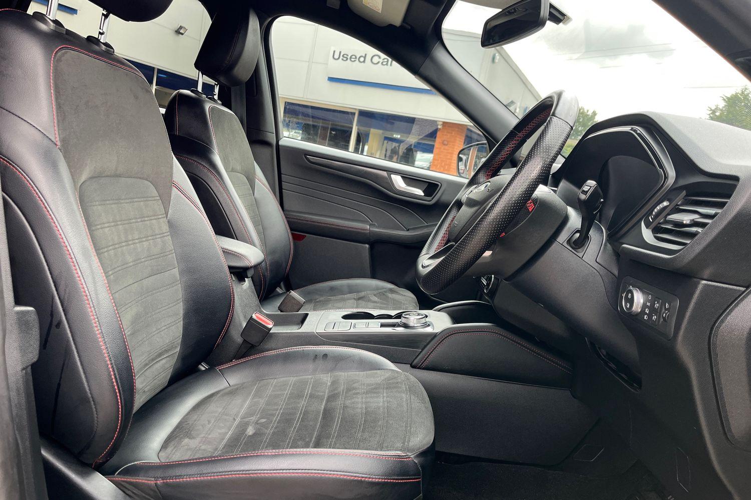 Ford Kuga Photo 16