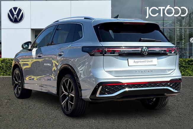 Volkswagen Tiguan Photo 3