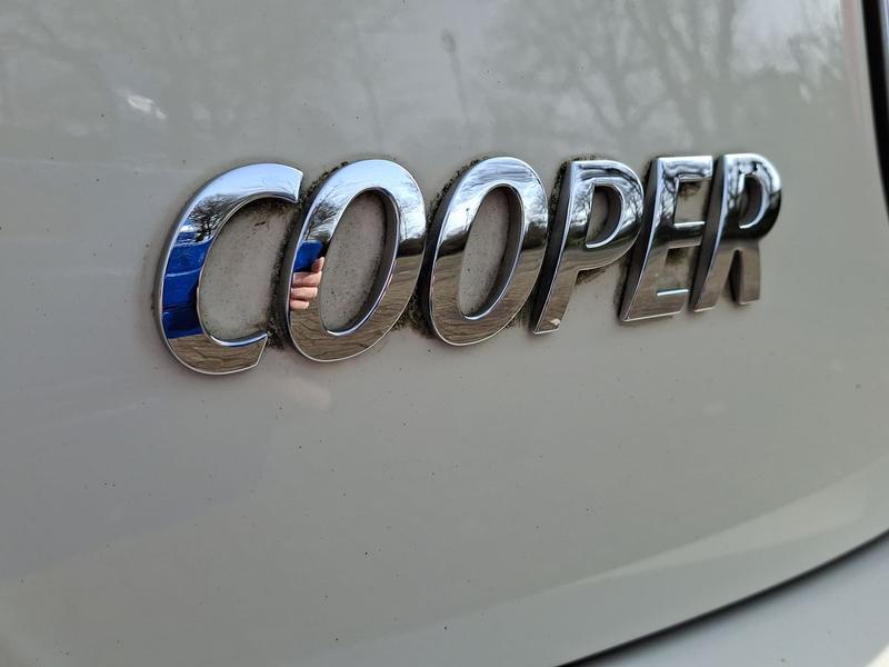 Used MINI Hatch PO19NYR 27