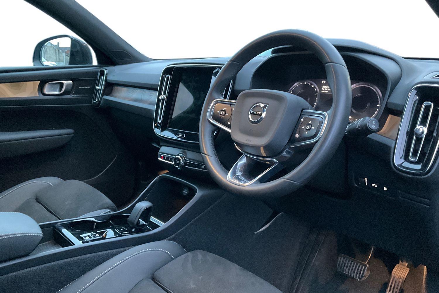 Volvo XC40 Photo 8