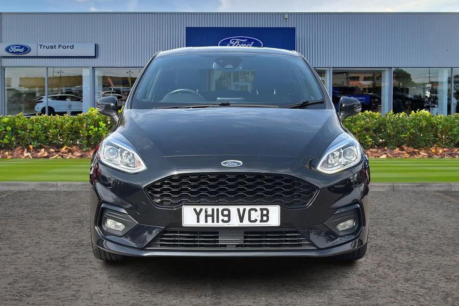 Ford FIESTA Photo autoimg-c2fc95a910f3edf69f689bef83b16e1117b3938f.jpg