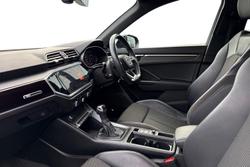 AUDI Q3 Photo 2