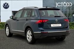 VOLKSWAGEN Tiguan Photo 3