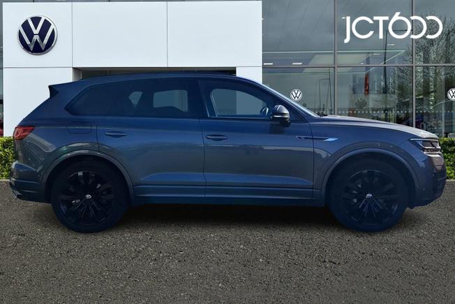 VOLKSWAGEN Touareg Photo 4