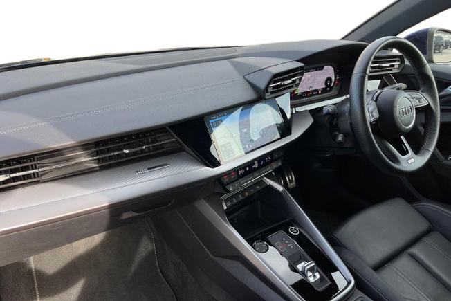 Audi A3 Photo 2