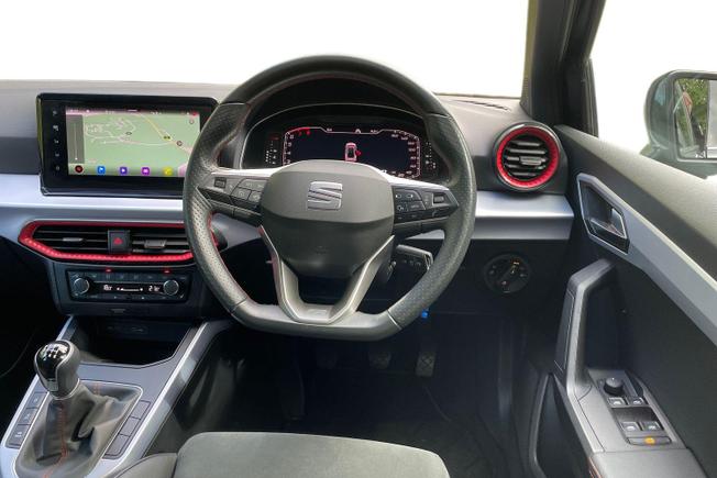 SEAT Arona Photo 11