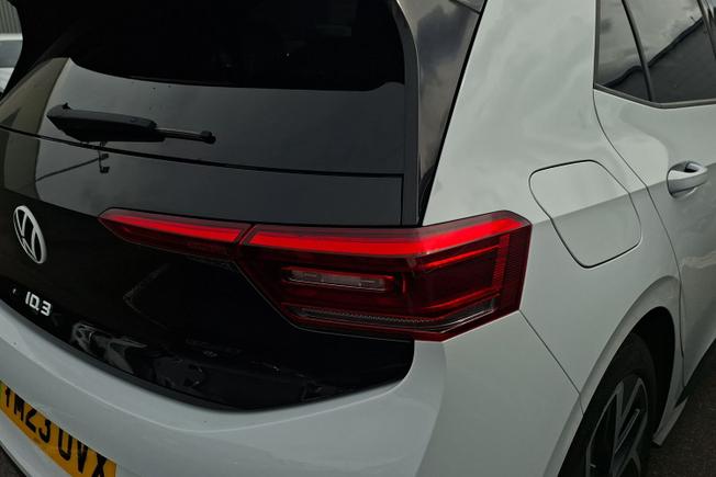 Volkswagen ID.3 Photo 18