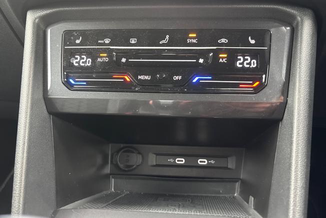 VOLKSWAGEN Tiguan Allspace Photo 37