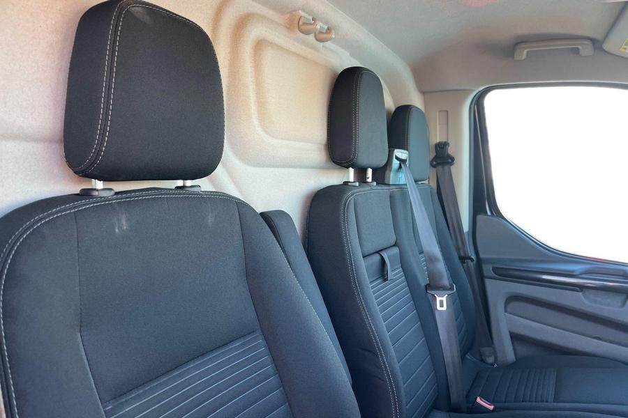 Ford TRANSIT CUSTOM Photo autoimg-c3179e9e22d286d071d9516e07cad3be0cd4e060.jpg