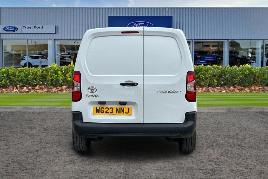 Used Toyota PROACE CITY WG23NNJ 14