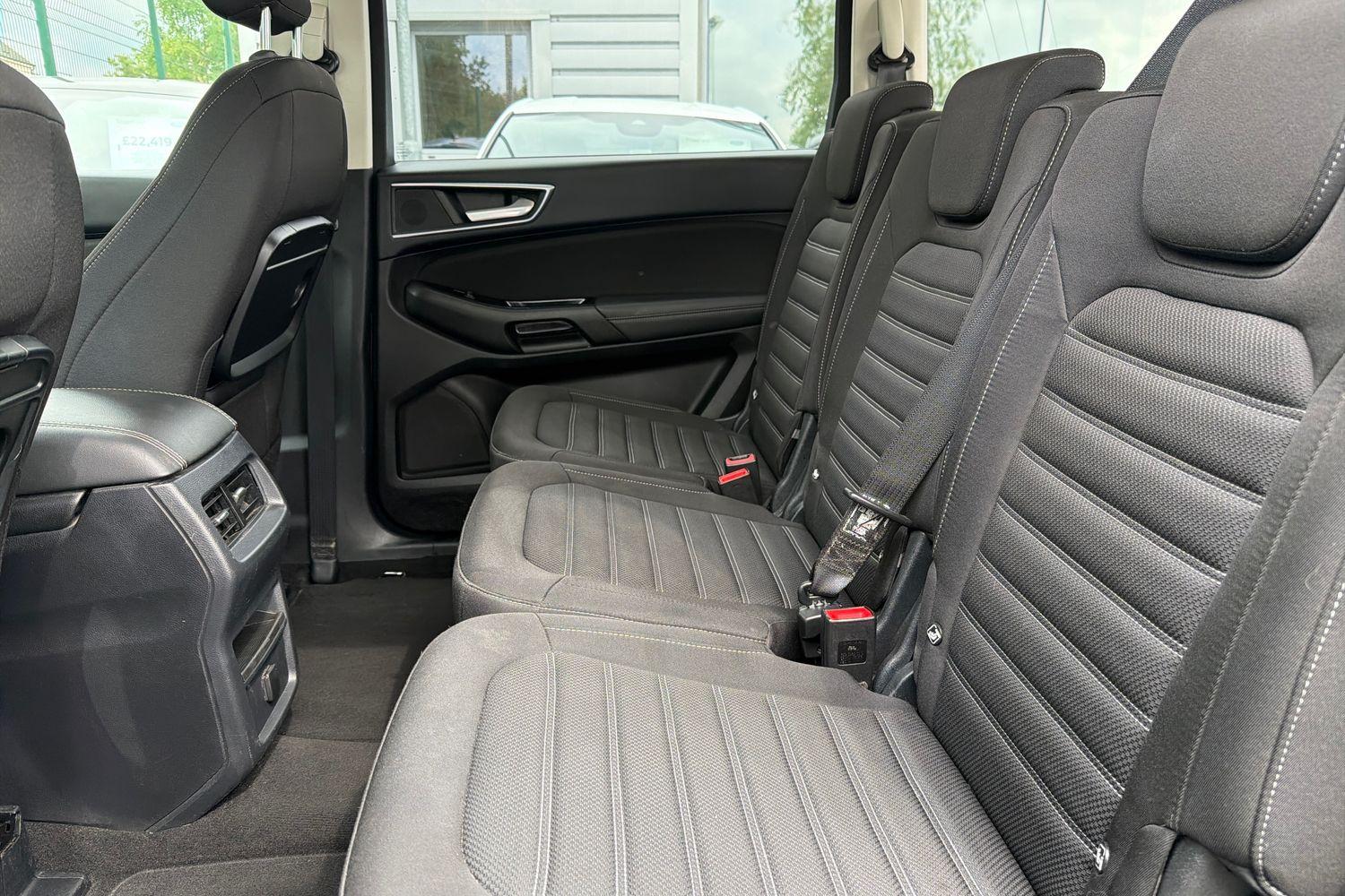 Ford GALAXY Photo 19