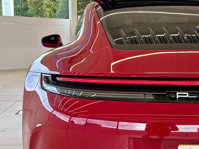 PORSCHE 911 Photo 22