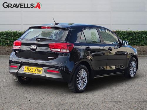 Kia RIO Photo autoimg-c3283376a9fde689346139ccc81a631b2fc2cb37.jpg