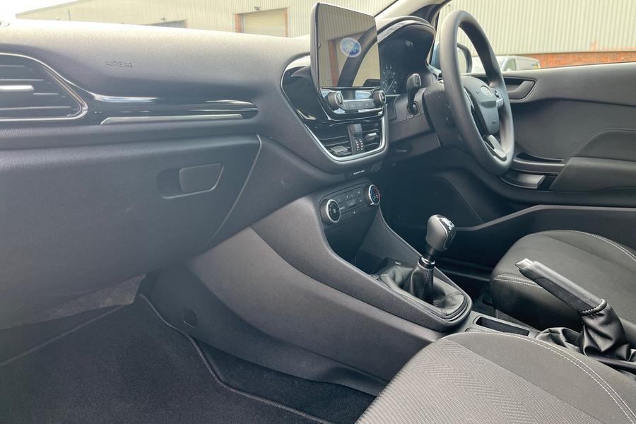 Ford Fiesta Photo autoimg-c328a35c880ae57027cabe50665c77521deec326.jpg