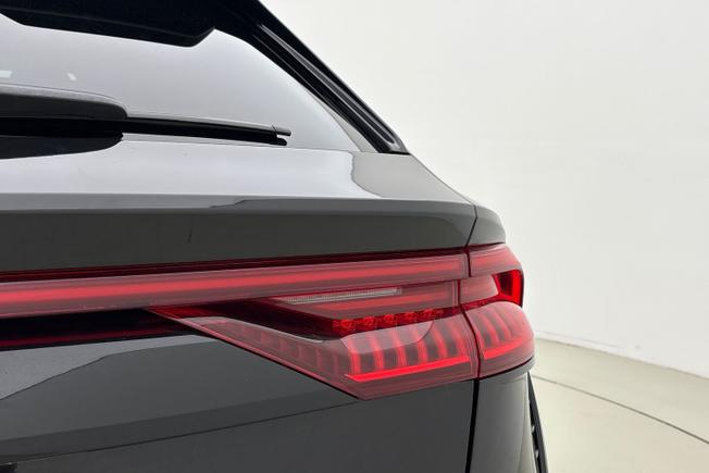 Audi Rsq8 Photo 18