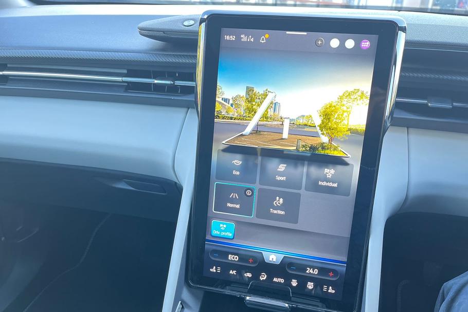 Used Ford EXPLORER 29