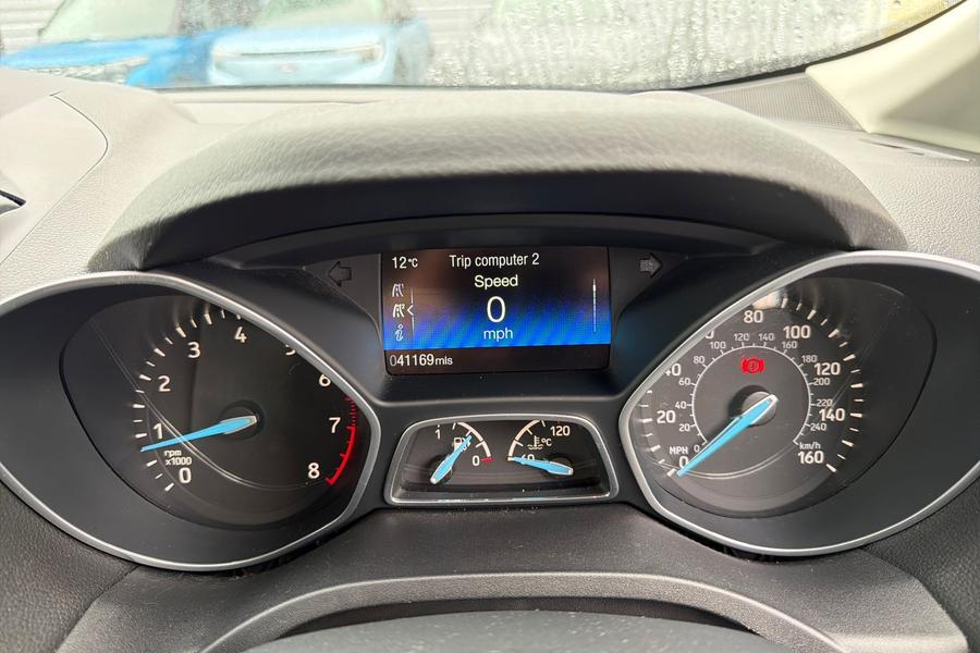 Ford GRAND C-MAX Photo autoimg-c32d81d0c5a68b80371f01f49ae7a5ee0ede2fb0.jpg