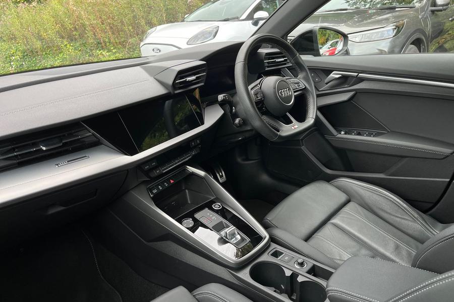 Audi A3 Photo autoimg-c32d951f6b73d2c6b50c97bfcc8ad4bd7f00446d.jpg