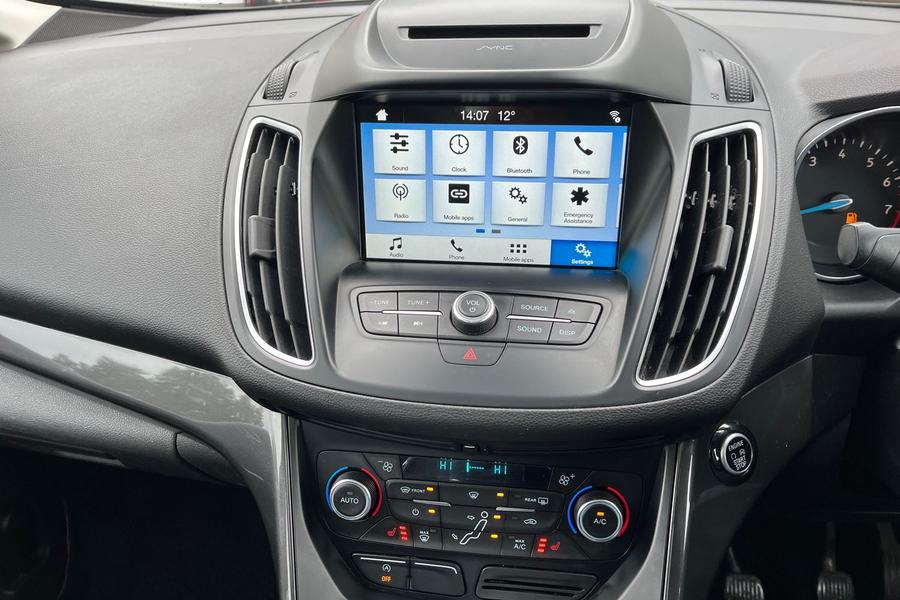 Ford GRAND C-MAX Photo autoimg-c32e420c05ff622a49cf390eb283745cdb4a739b.jpg