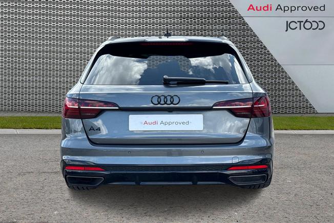 Audi A4 Avant Photo 7