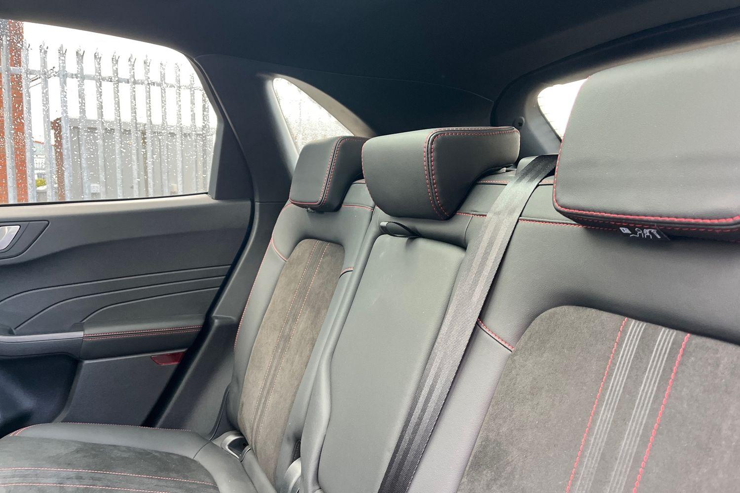 Ford KUGA Photo 19