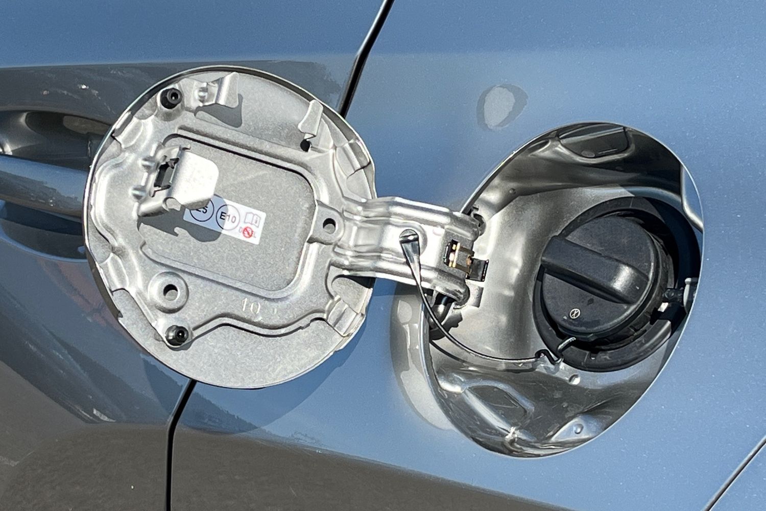 Lexus UX Photo 36