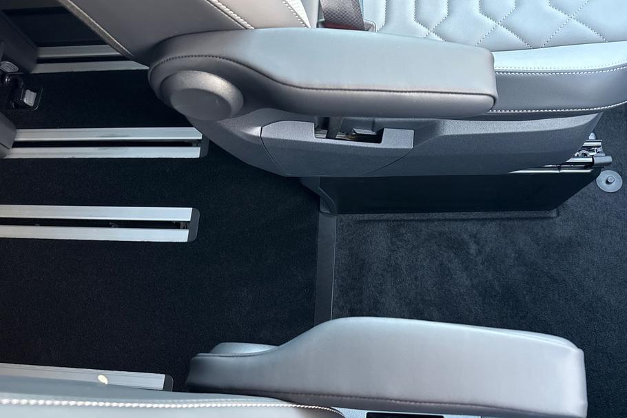 Used Ford E-TOURNEO CUSTOM 32