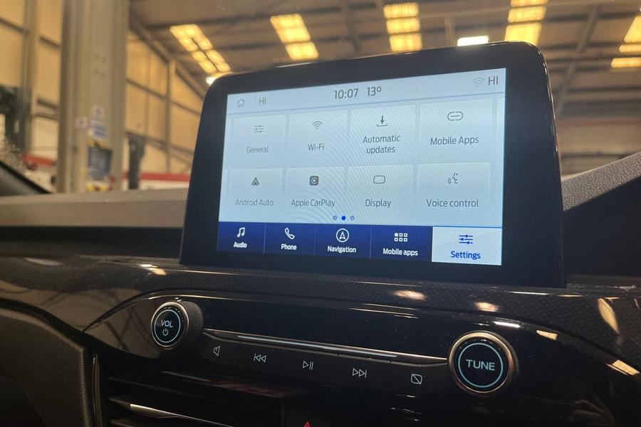 Ford KUGA Photo autoimg-c343ccc3d4225950d28315d2e7207eadc1c7dc49.jpg