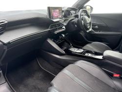 PEUGEOT 2008 Photo 2