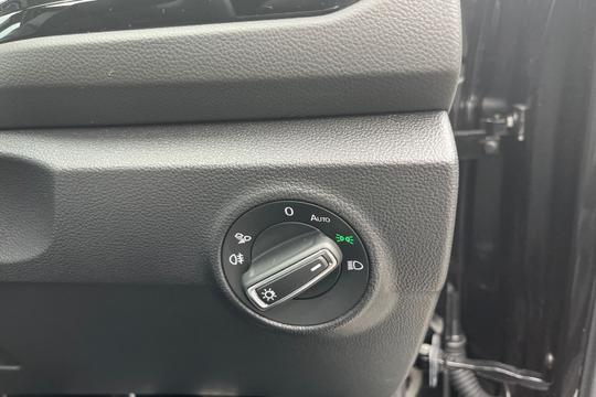 Volkswagen T-roc Photo autoimg-c34722b040f2eab62c68f131ec1a377b5045492b.jpg