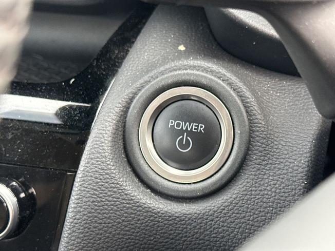 TOYOTA Yaris Cross Photo 26