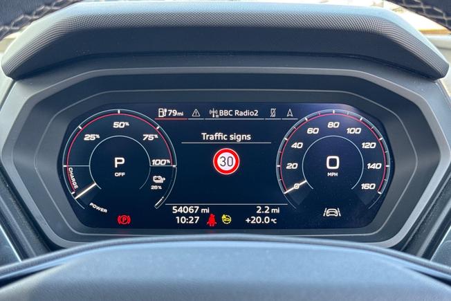 AUDI Q4 E-Tron Photo 15