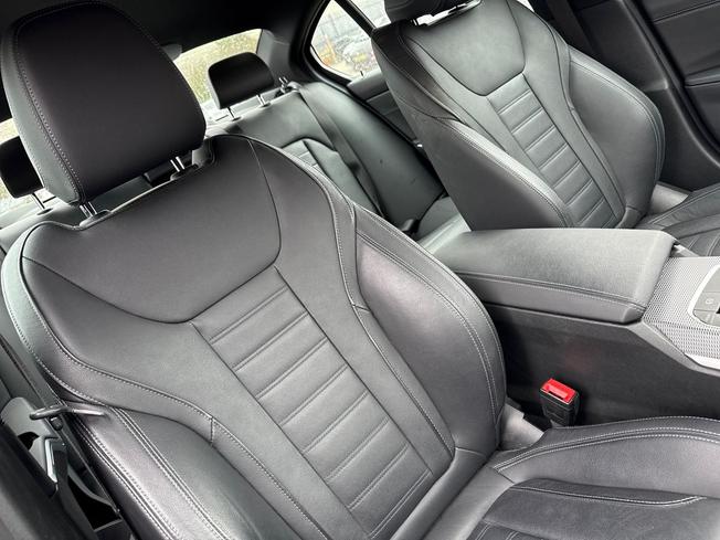BMW 3 Series Photo 27