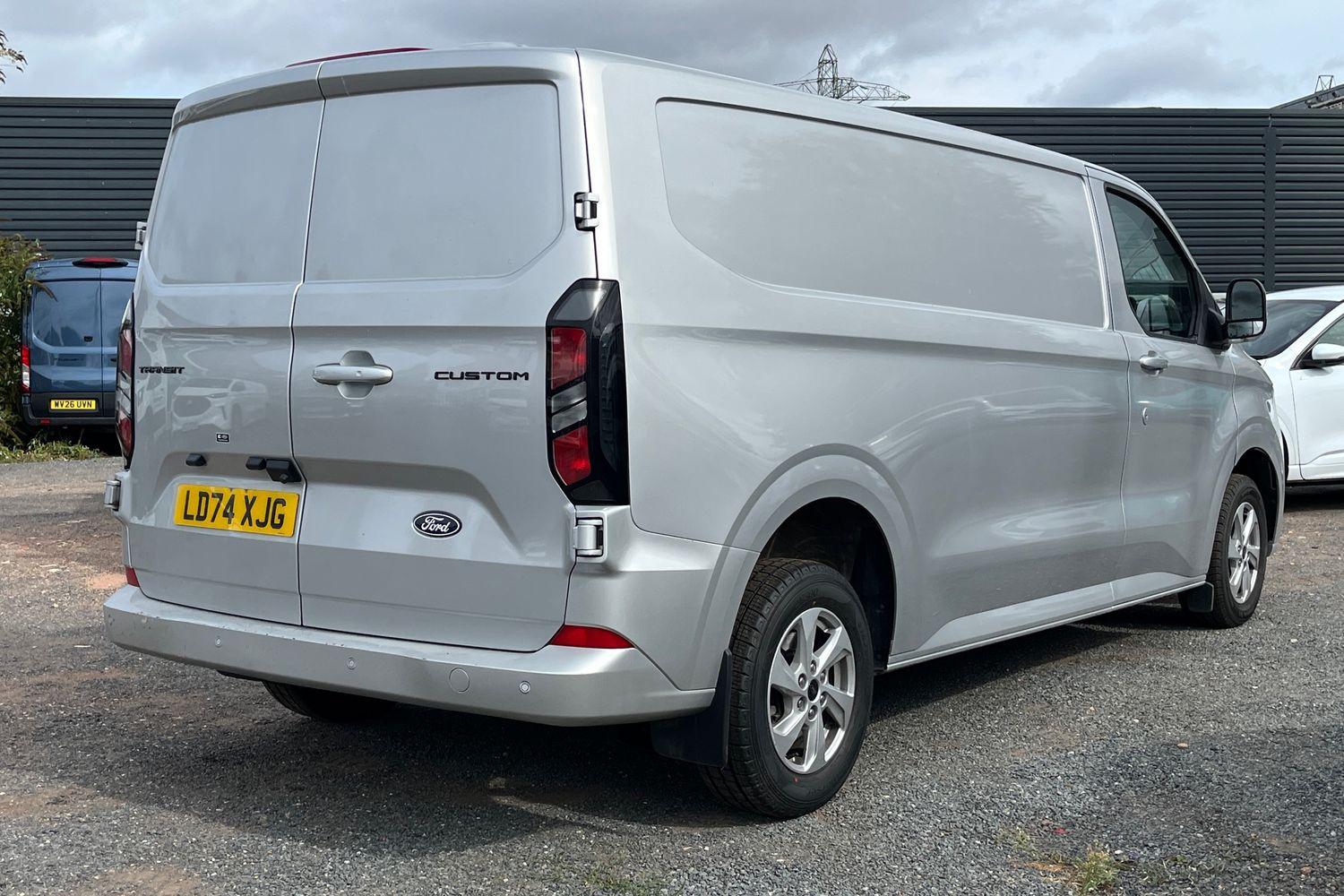 Ford TRANSIT CUSTOM Photo 6