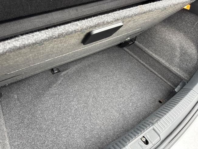VOLKSWAGEN Polo Photo 25