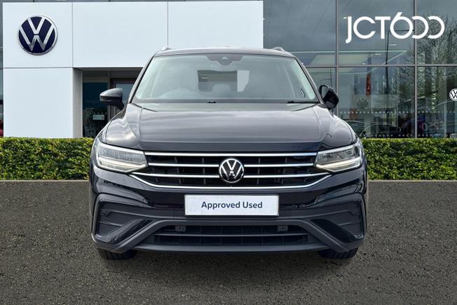 VOLKSWAGEN Tiguan Allspace Photo 8